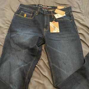 Men’s Straight Leg Jeans